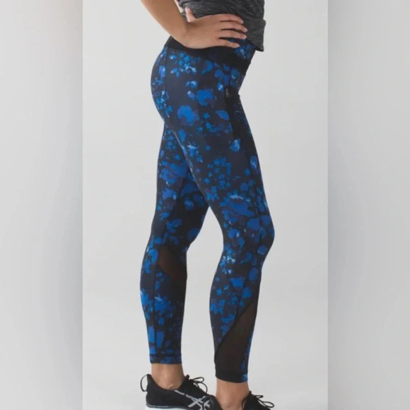 Lululemon Inspire Tight Luxtreme Dandy Digie Blue and Black Size 4 - Picture 1 of 7